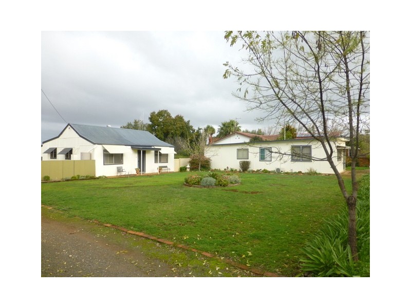 65-67 Close Street, Parkes NSW 2870