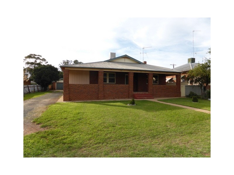 50 Bushman Street, Parkes NSW 2870