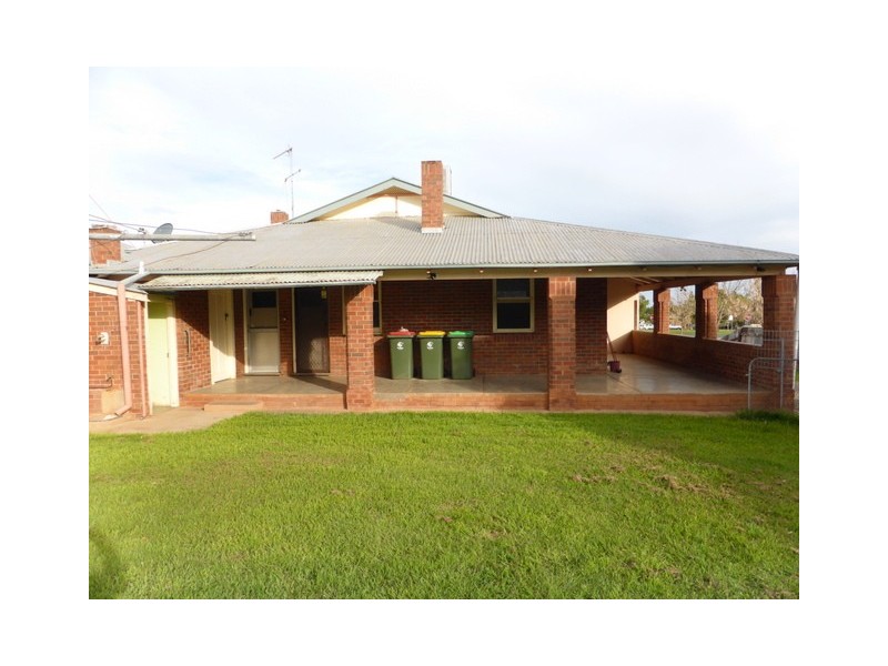 50 Bushman Street, Parkes NSW 2870