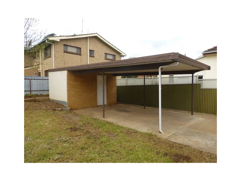 75 Currajong Street, Parkes NSW 2870