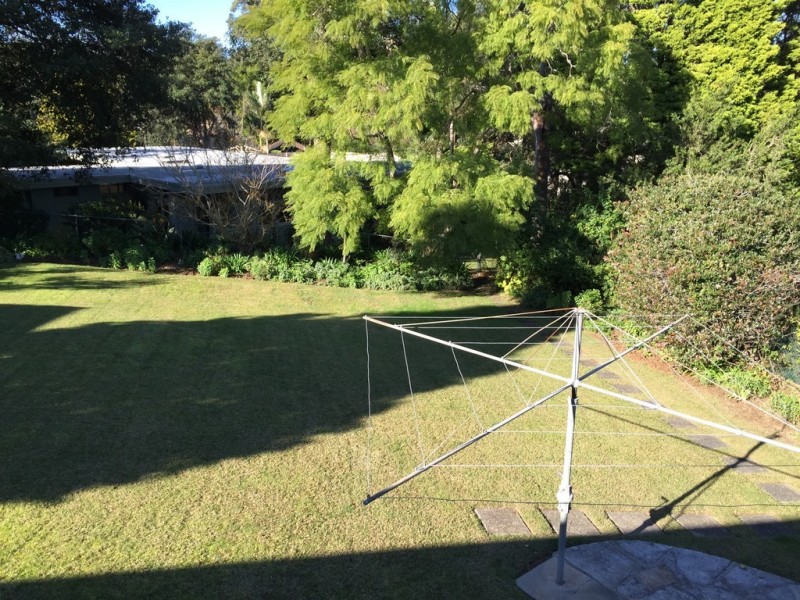 10 Lynbara Avenue, St Ives NSW 2075