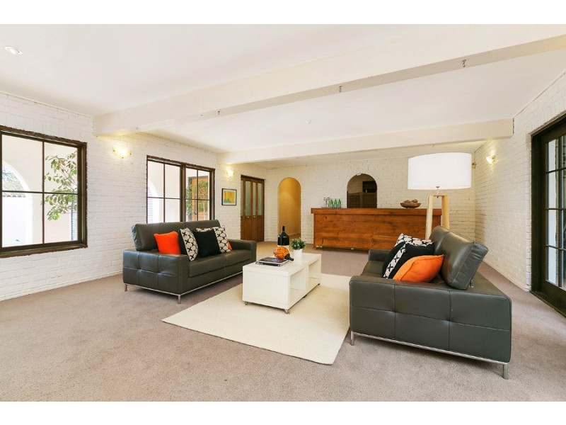 35 Nicholson Avenue, St Ives NSW 2075