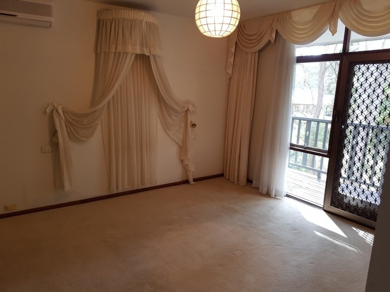 30 Alvona Avenue, St Ives NSW 2075