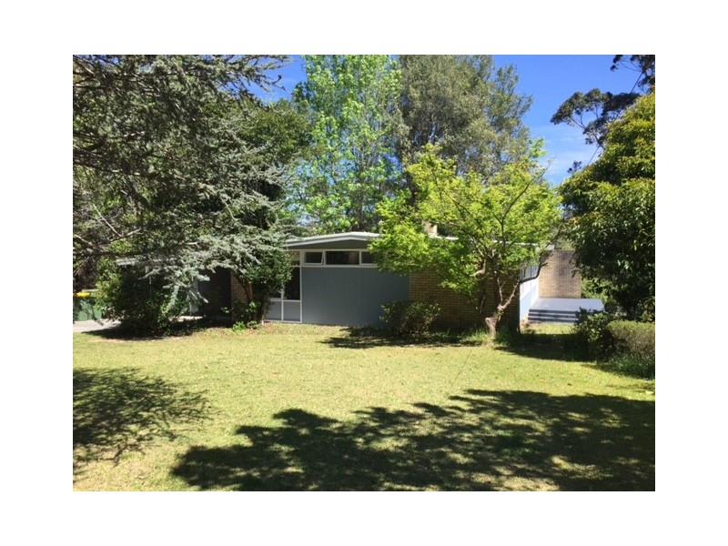 12 Warrimoo Avenue, St Ives NSW 2075