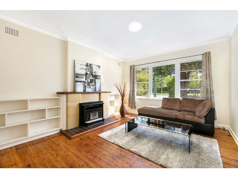 37 Cowan Road, St Ives NSW 2075