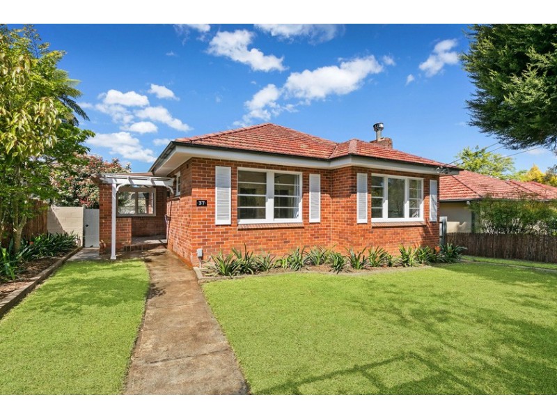 37 Cowan Road, St Ives NSW 2075