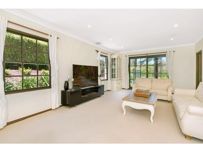 54 Killeaton Street, St Ives NSW 2075