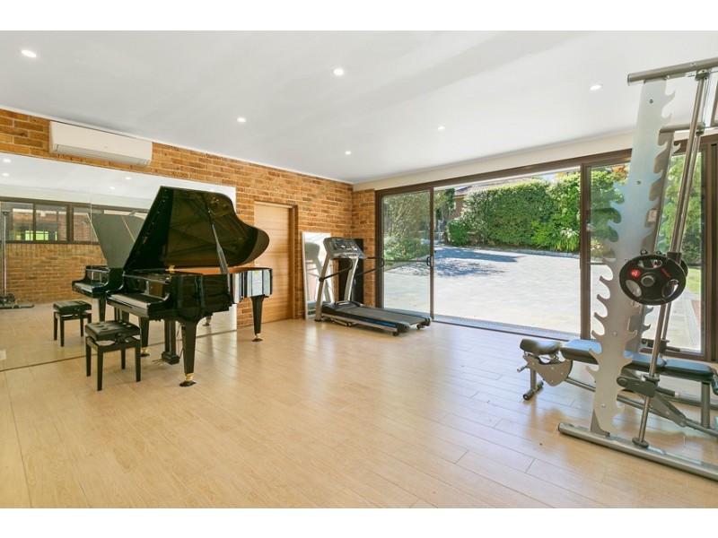 54 Killeaton Street, St Ives NSW 2075