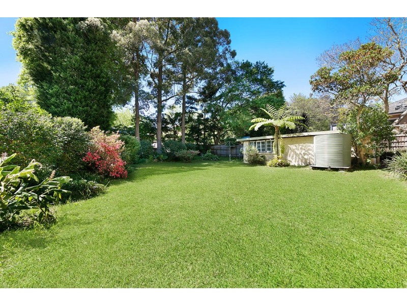 81 Fairlawn Avenue, Turramurra NSW 2074