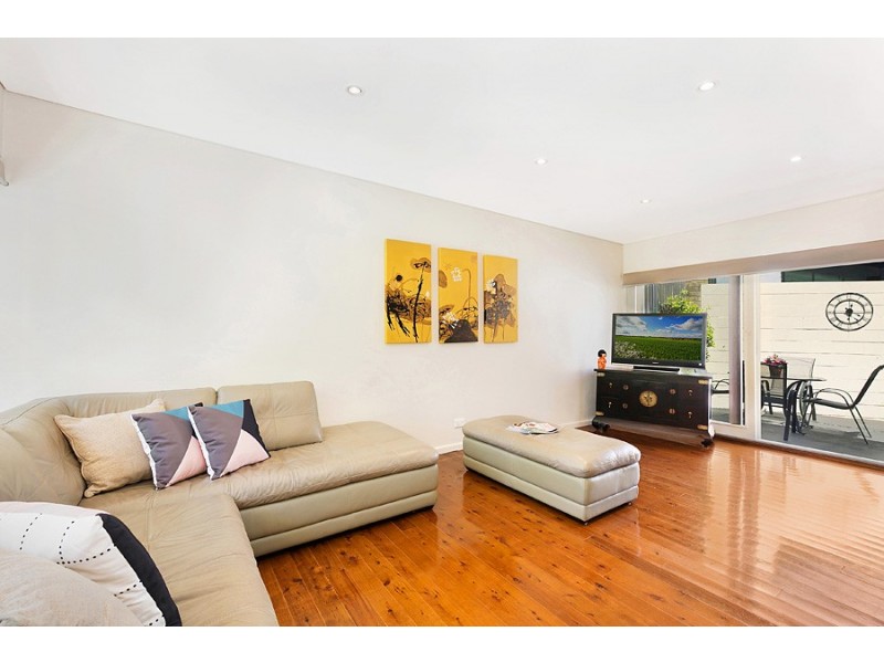 2A Warrimoo Avenue, St Ives NSW 2075