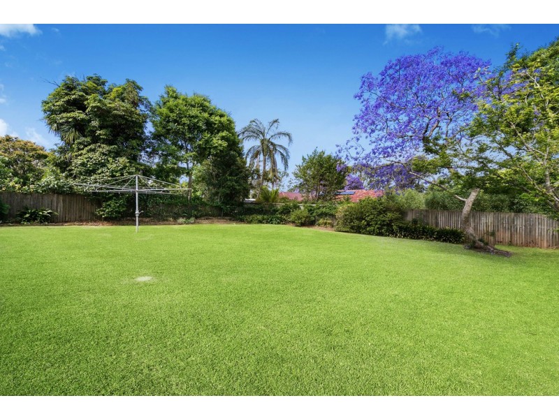 8 Lancaster Avenue, St Ives NSW 2075