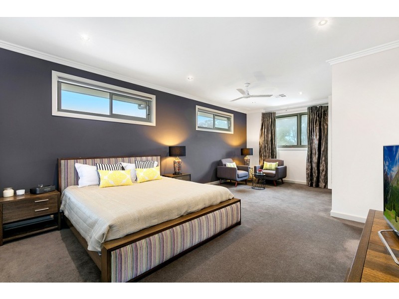 10 Richard Road, St Ives NSW 2075