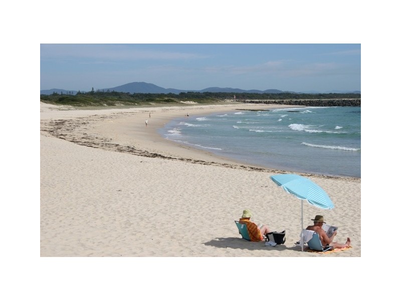 14-18 HEAD STREET, Forster NSW 2428