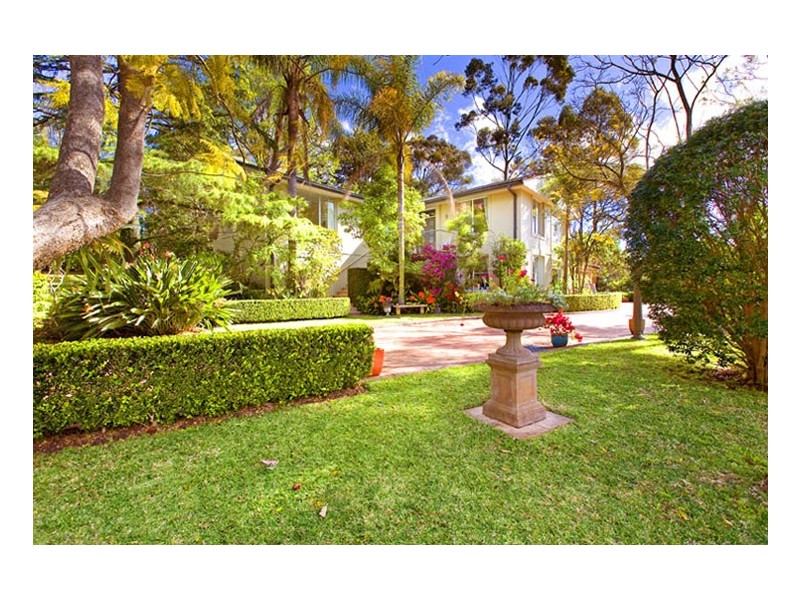 40 AWATEA ROAD, St Ives NSW 2075
