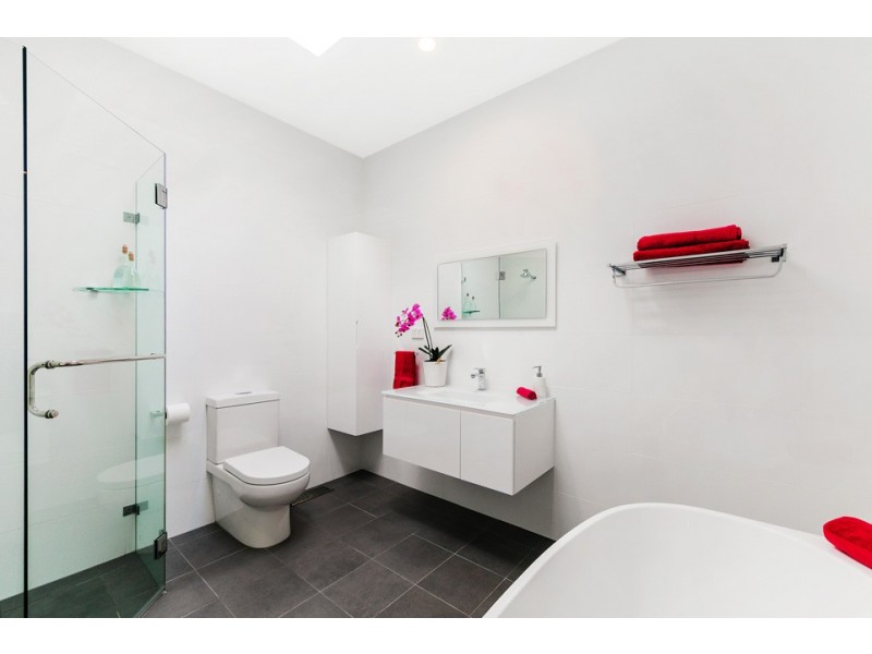 50 Lynbara Avenue, St Ives NSW 2075