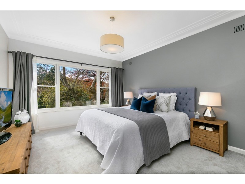 29 Putarri Avenue, St Ives NSW 2075