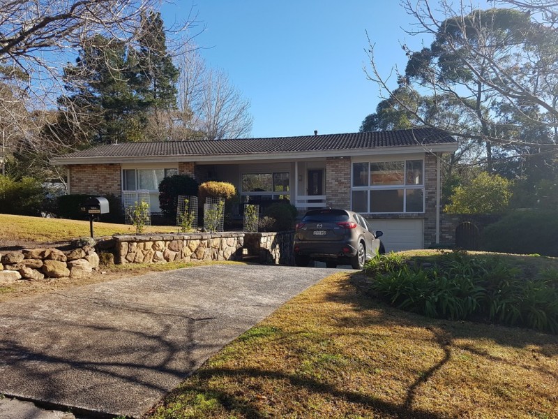 12 Raleigh Crescent, St Ives NSW 2075