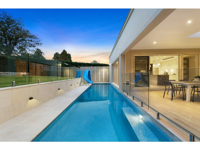 15 Warrabina Avenue, St Ives NSW 2075