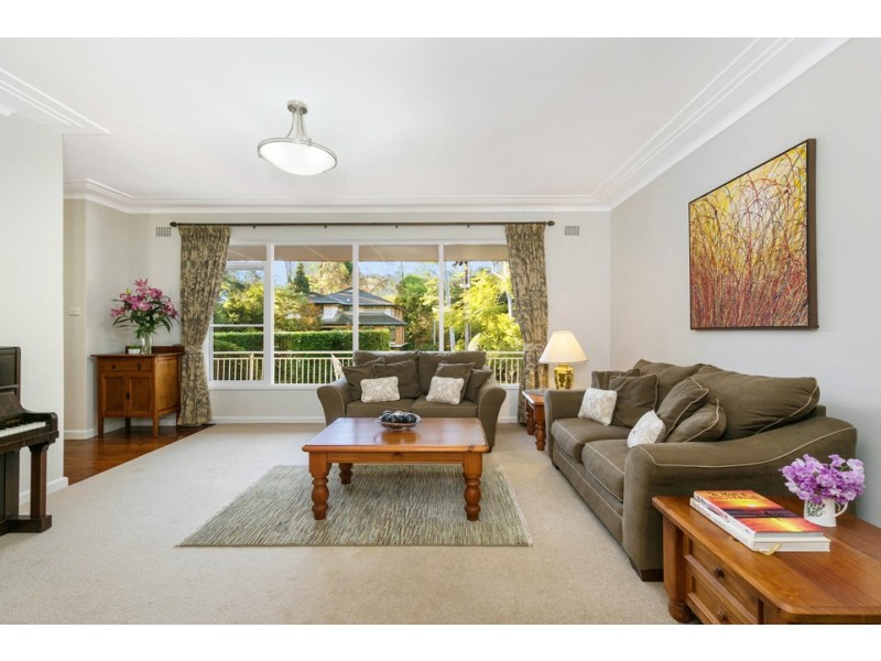 19 Knowlman Avenue, Pymble NSW 2073