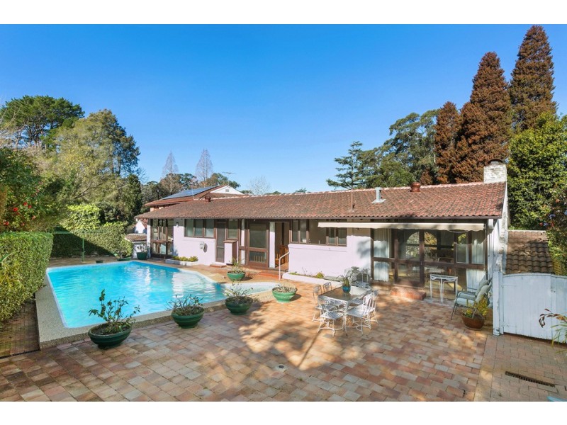 1 Miri Court, St Ives NSW 2075