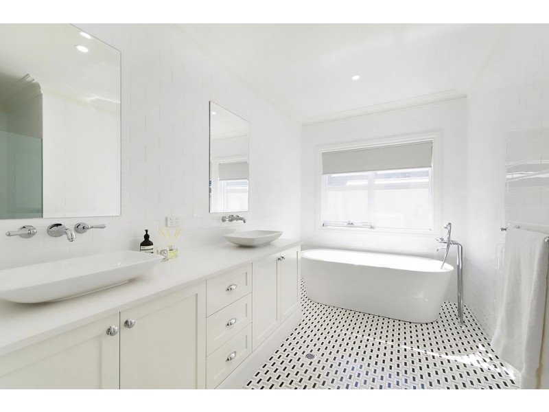 9 Derby Street, St Ives NSW 2075