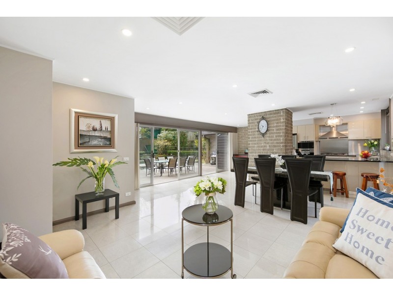 54 Dorset Drive, St Ives NSW 2075