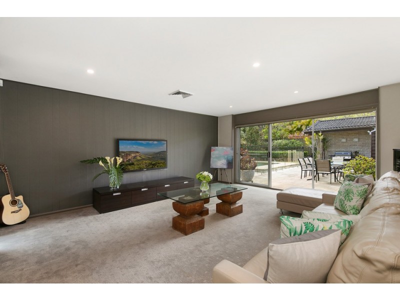 54 Dorset Drive, St Ives NSW 2075