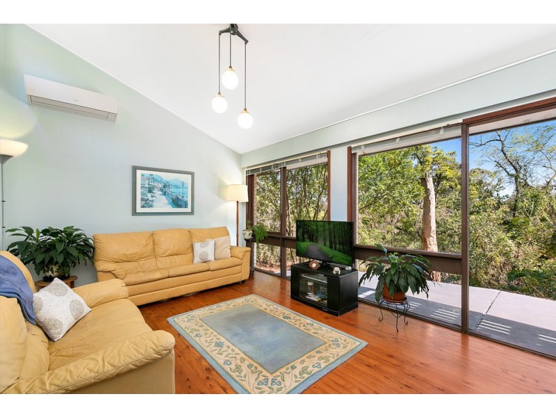 16 Robina Street, St Ives NSW 2075