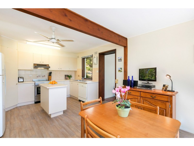 16 Robina Street, St Ives NSW 2075