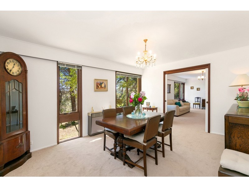 16 Robina Street, St Ives NSW 2075