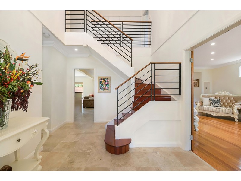 10 Ayres Road, St Ives NSW 2075