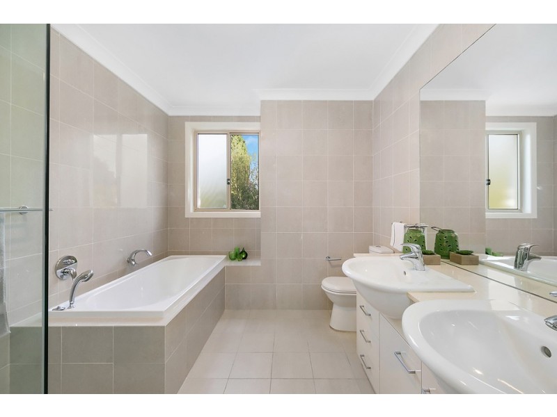 10 Ayres Road, St Ives NSW 2075