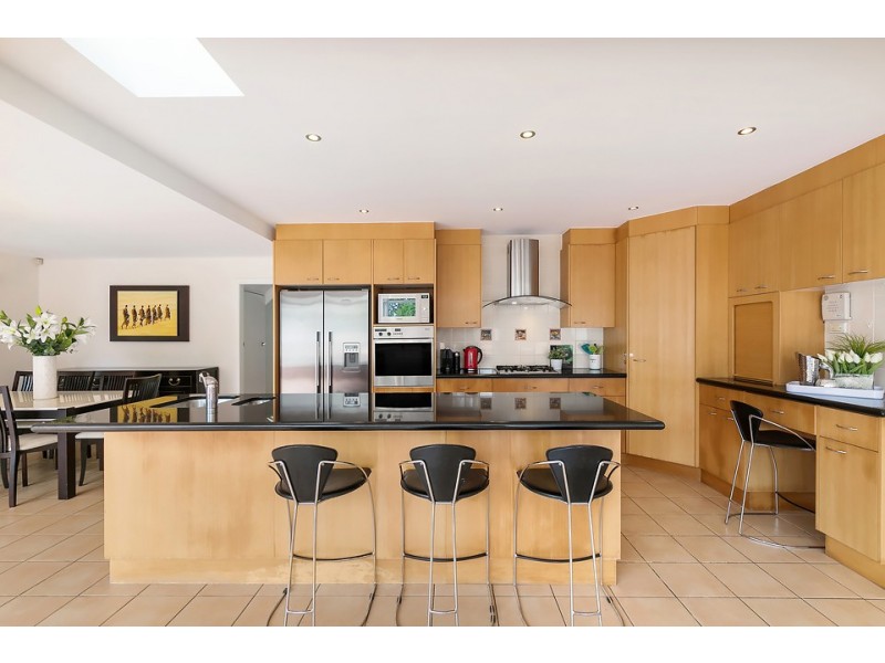 16 Athena Avenue, St Ives NSW 2075