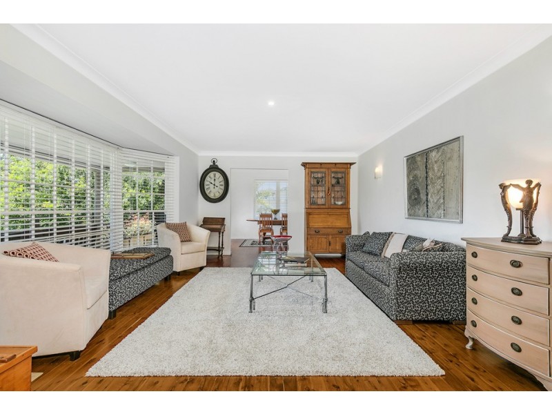 1 Alana Place, St Ives NSW 2075