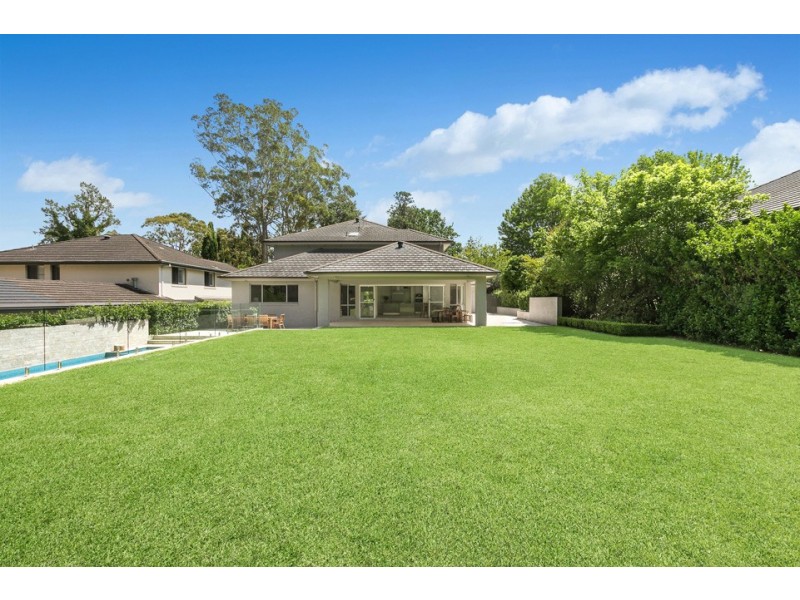 7 Douglas Street, St Ives NSW 2075