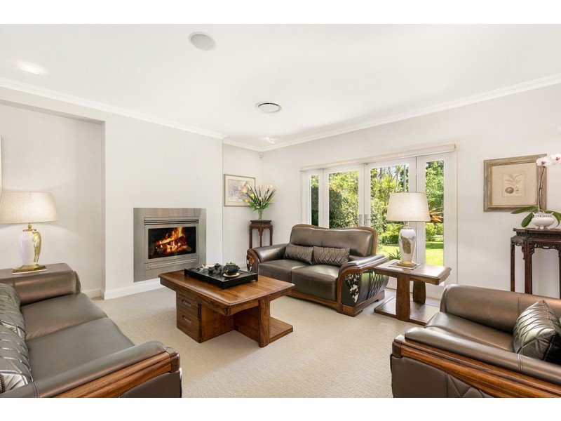 7 Douglas Street, St Ives NSW 2075