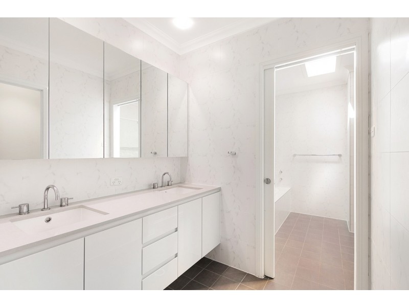 7 Douglas Street, St Ives NSW 2075