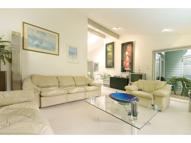 17 CASSANDRA AVENUE, St Ives NSW 2075