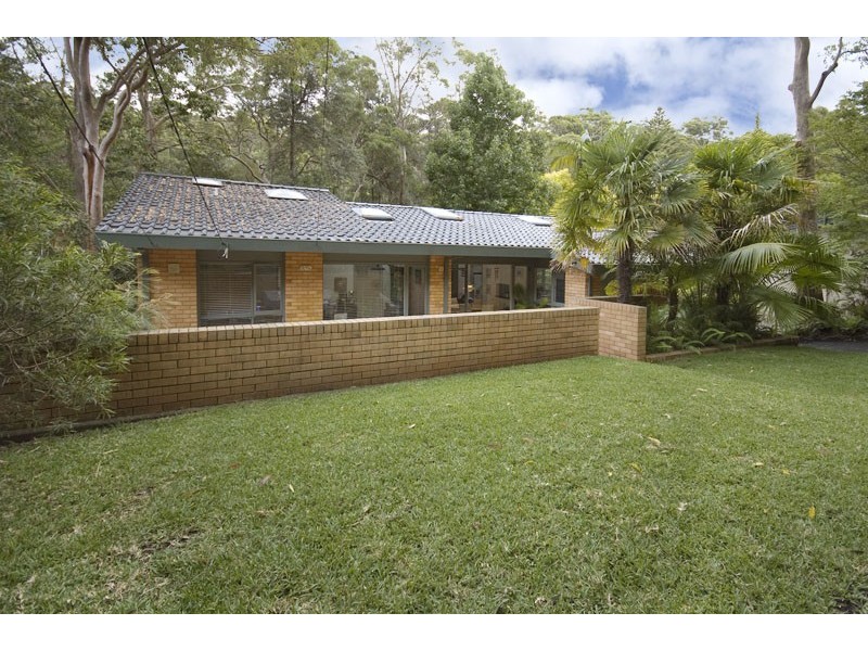 17 CASSANDRA AVENUE, St Ives NSW 2075