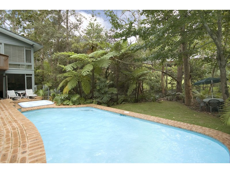 17 CASSANDRA AVENUE, St Ives NSW 2075