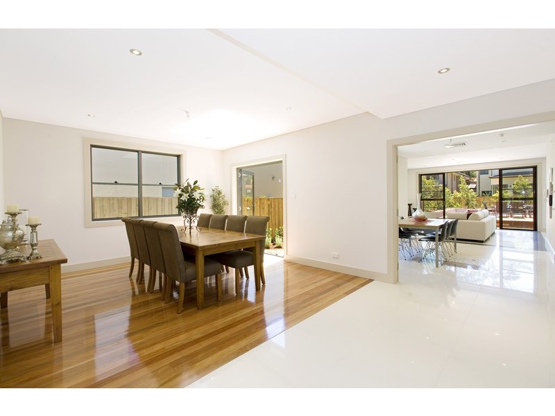 37 WOODBURY ROAD, St Ives NSW 2075