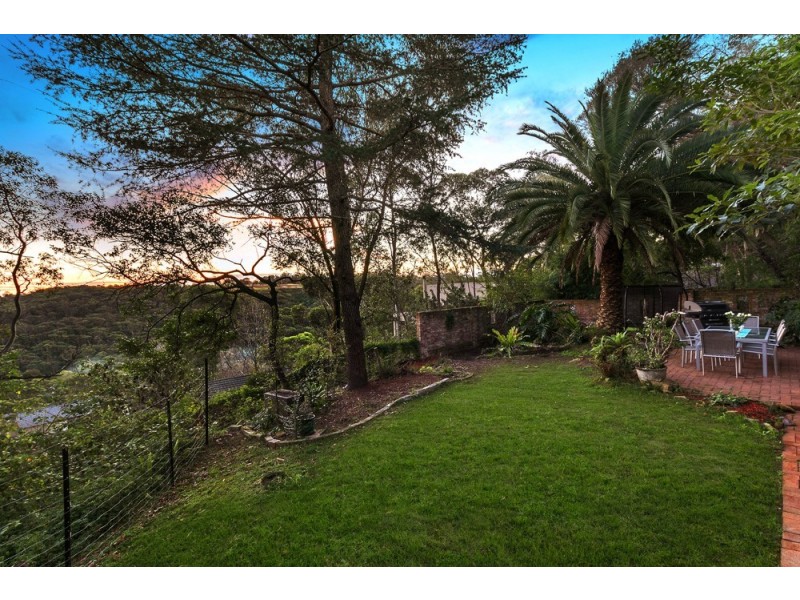 16 Robina Street, St Ives NSW 2075