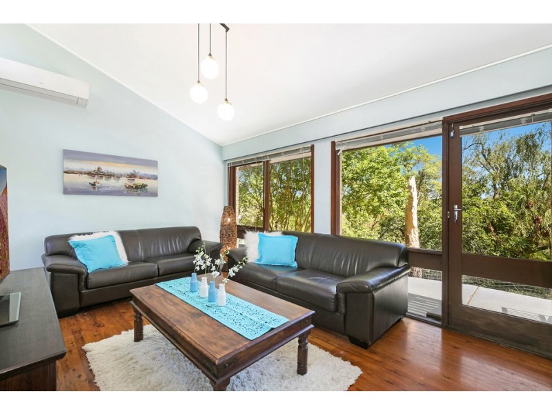 16 Robina Street, St Ives NSW 2075