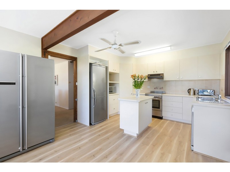 16 Robina Street, St Ives NSW 2075