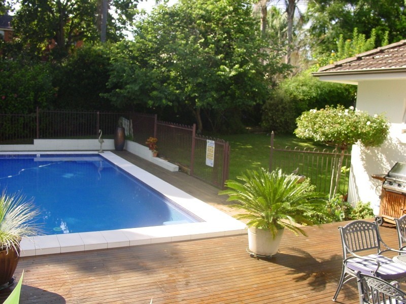 41 CARBEEN AVENUE, St Ives NSW 2075