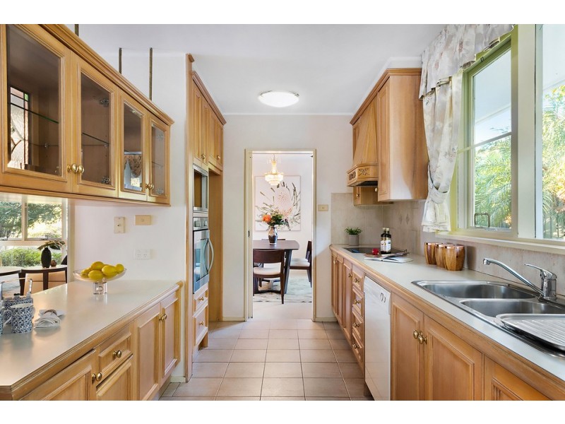 4 Aronia Avenue, St Ives NSW 2075