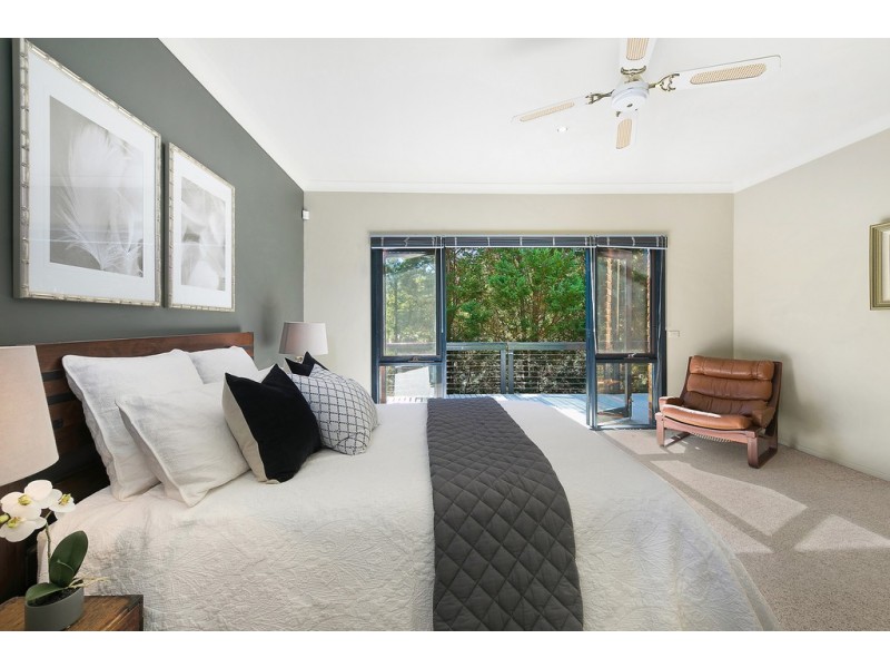 11 Romney Road, St Ives NSW 2075