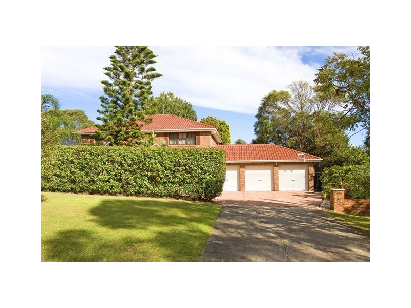 6B WARRIMOO AVENUE, St Ives NSW 2075