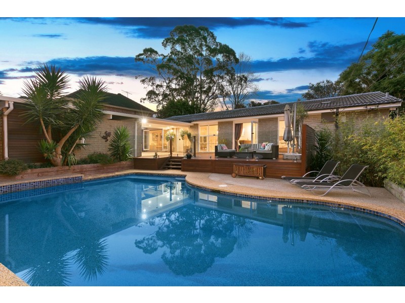 16 Carissa Avenue, St Ives NSW 2075