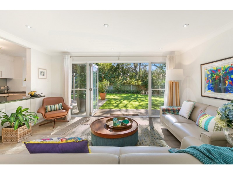 16 Carissa Avenue, St Ives NSW 2075